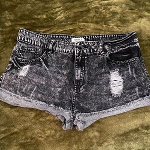 acid washed shorts